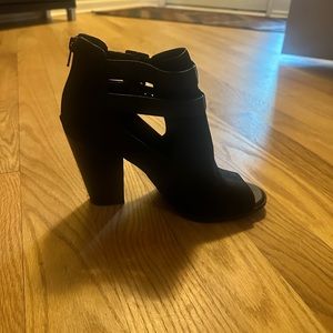 Gianni Bin Leather open toe sandle